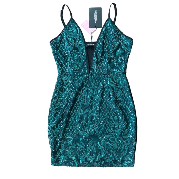 PrettyLittleThing Emerald Green/black Strappy Sequin Dress size 6 New w/tags - Picture 10 of 10